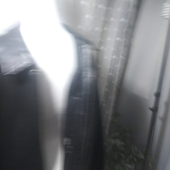 Weather proof jacket - Picture 5 of 5